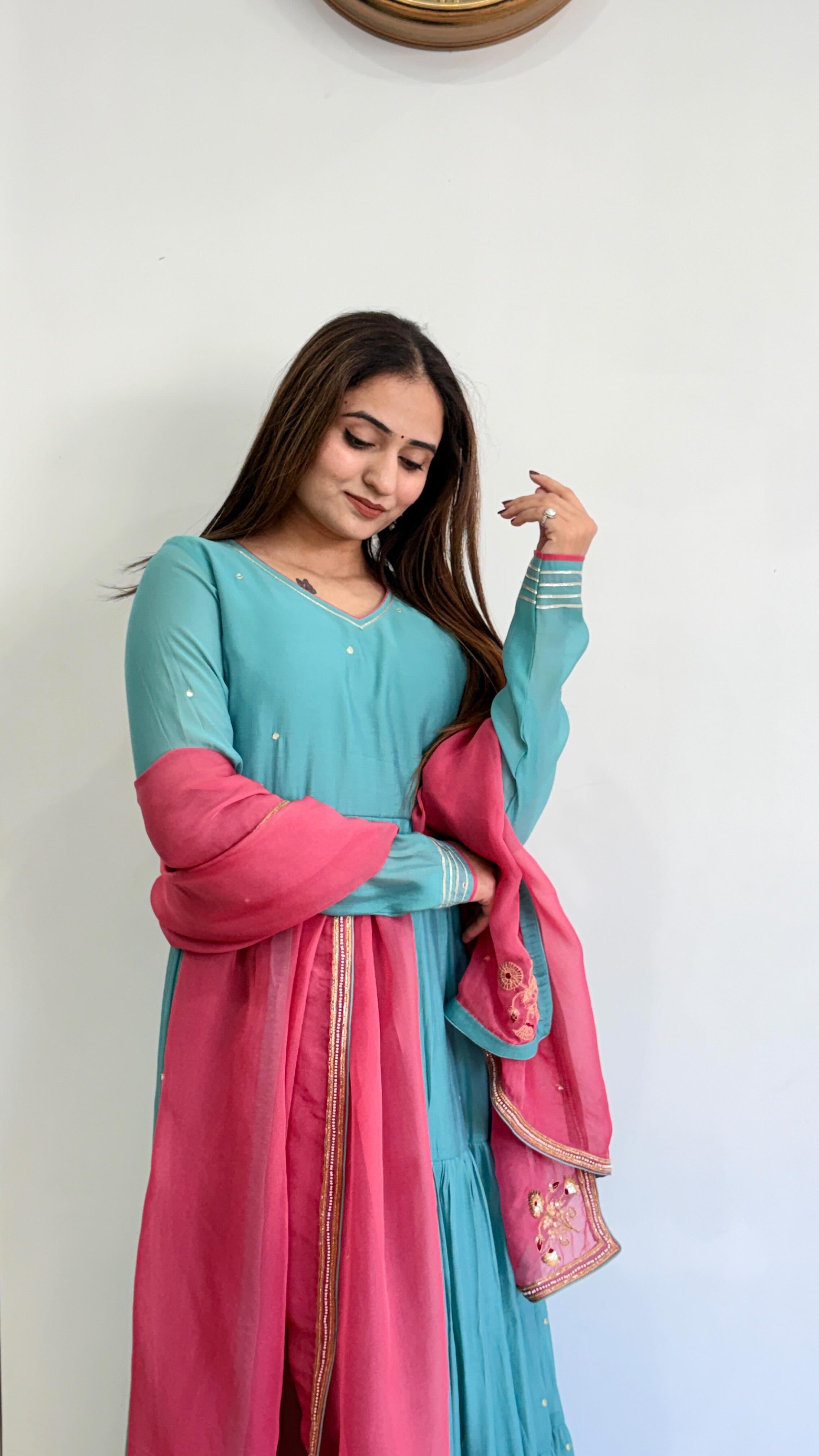Step into the weekend in stunning style! 😍✨ Our sky blue full flared kurti paired with a beautiful pink dupatta is perfect for any wedding celebration. The intricate handwork on both the kurti and dupatta adds that special touch, making this outfit truly one-of-a-kind. Feel vibrant and confident as you twirl in this elegant ensemble! Embrace the festive spirit and elevate your wardrobe with Evara’s unique designs. Let’s make unforgettable memories together this season! 💖
Shoot & Edited By: @framefusionstudio_edits
In Frame: @helly__chauhan_
#EvaraStyle #WeddingReady #KurtiLove #FashionInspiration #HandcraftedBeauty EthnicWear WeekendVibes FlareAndFabulous SkyBlueDelight PinkPerfection CelebrateInStyle TrendyOutfits FestiveFashion GlamUpYourWardrobe OutfitGoals